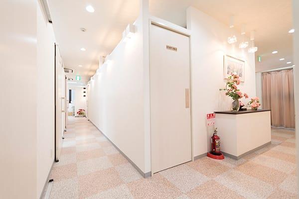 【吉井クリニック】吹田市豊津町／月給31万円～