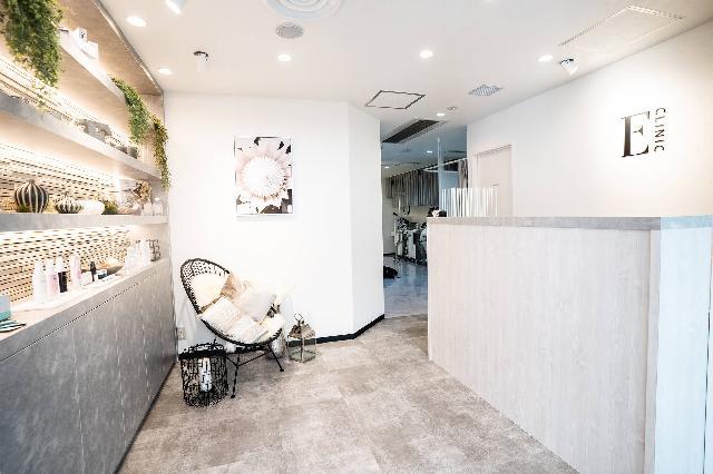 【イーメディカルクリニック麻布】東京都港区元麻布／月給35〜36万円／嬉しい日曜休み／高給与が目指せる／美容皮膚科クリニック